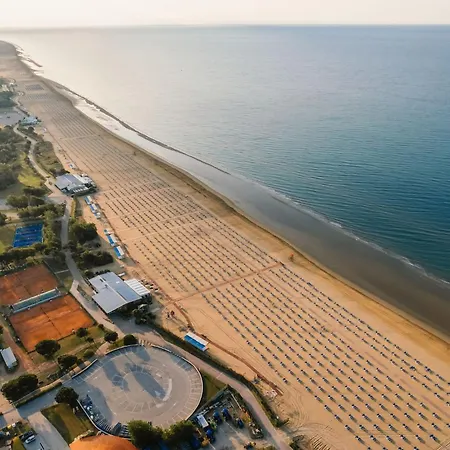 Comfortable Vacation Retreat For Five Guests Appartement Bibione